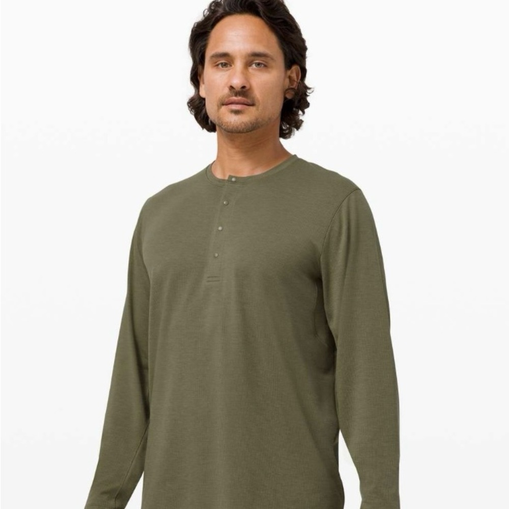 Men’s Lululemon Reinstate Long Sleeve Henley
Heathered Medium Olive - size large